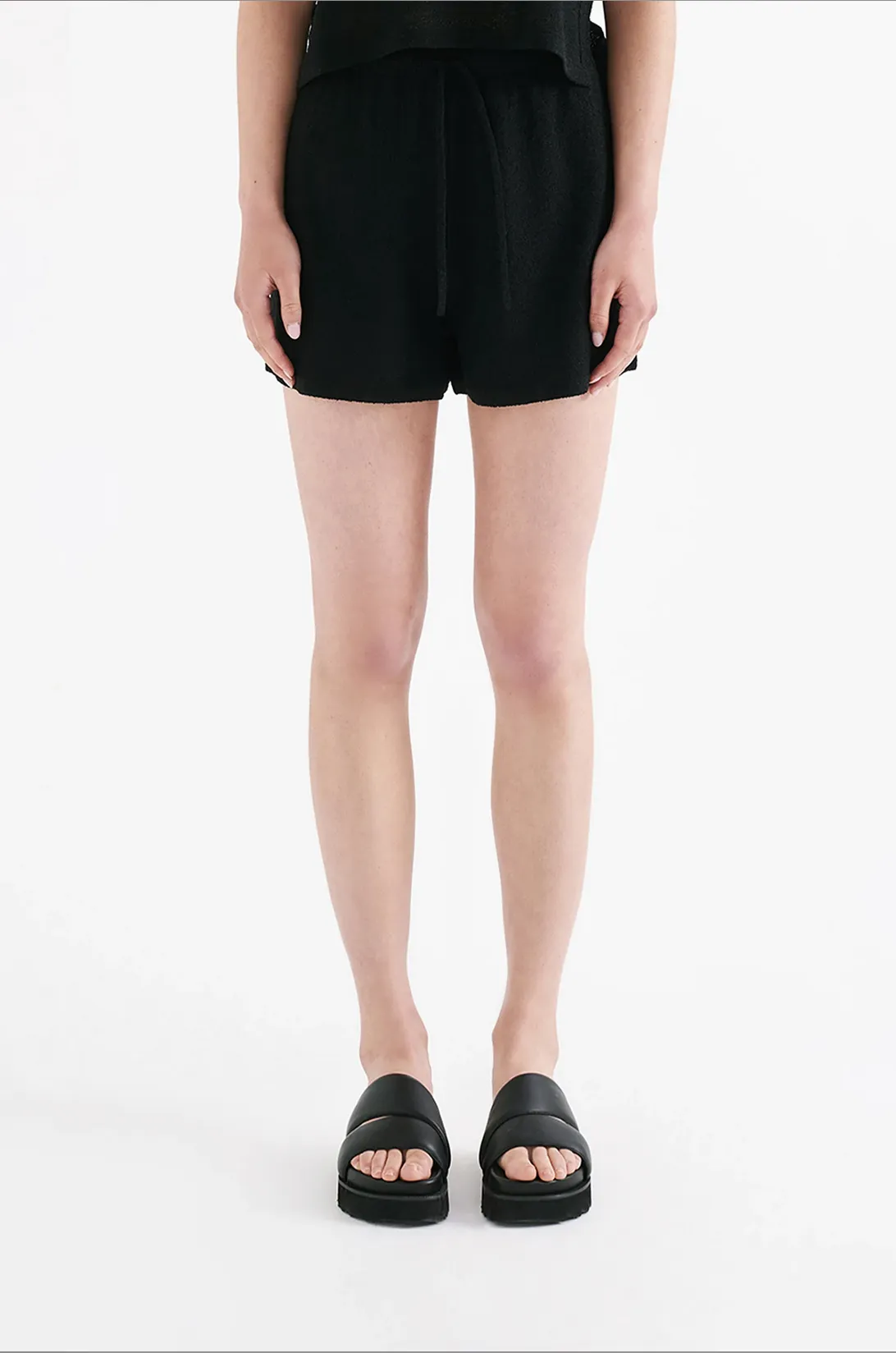ZOSIA KNIT SHORT | BLACK